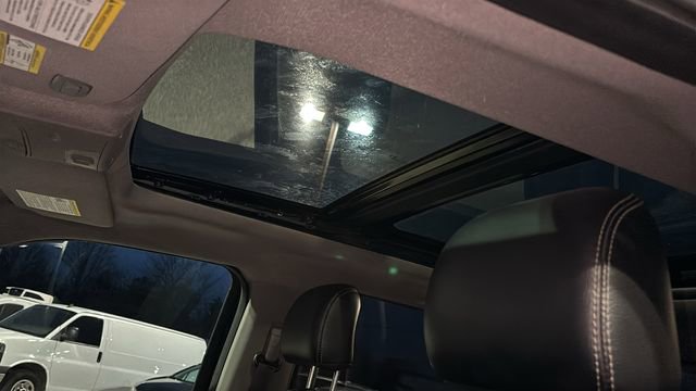 Used 2015 Ford F150 Lariat w/ Equipment Group 502A Luxury image 8