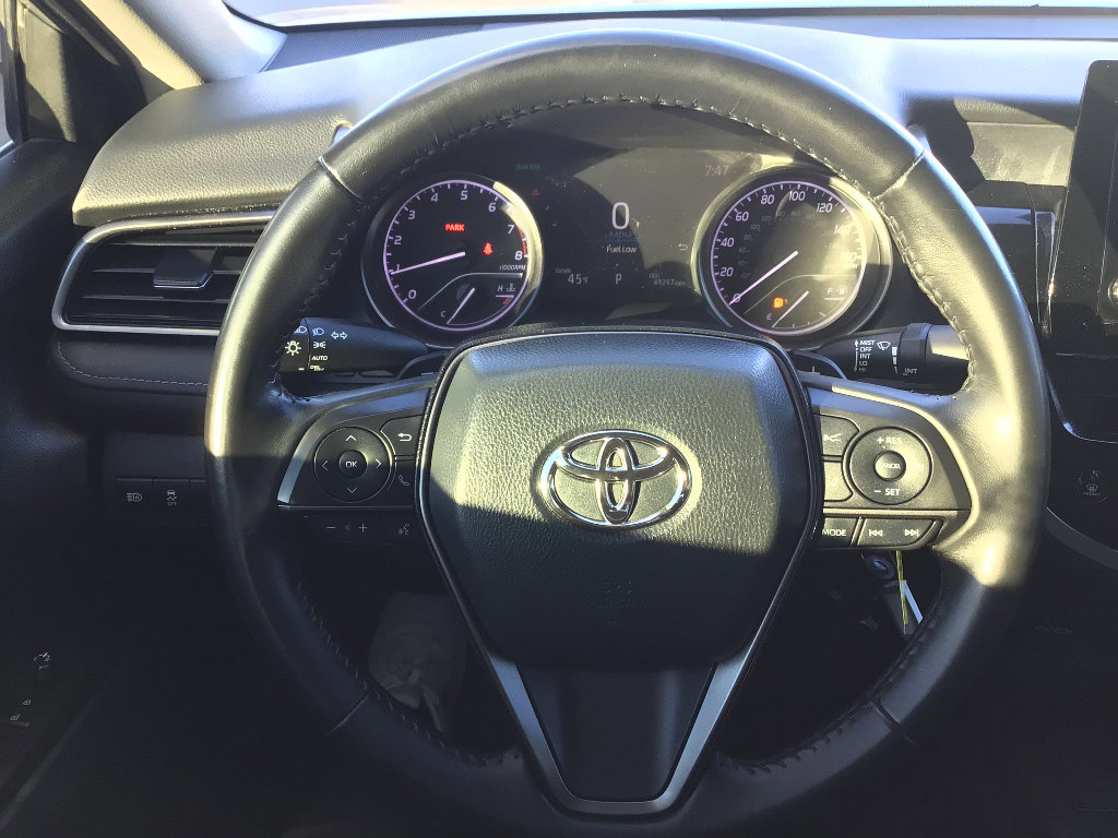 Used 2023 Toyota Camry SE w/ Blackout Package (TMS) image 8