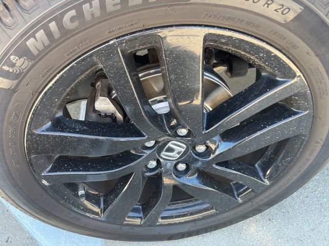Used 2017 Honda Pilot Touring image 17
