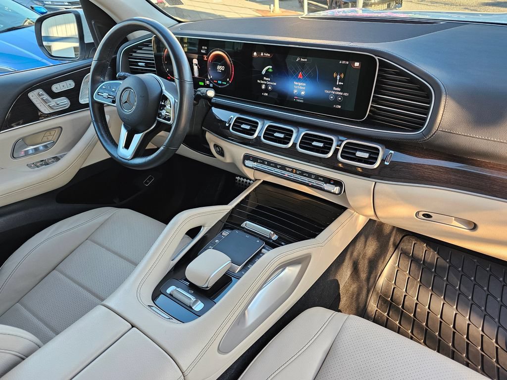 Used 2022 Mercedes-Benz GLS 450 4MATIC image 14