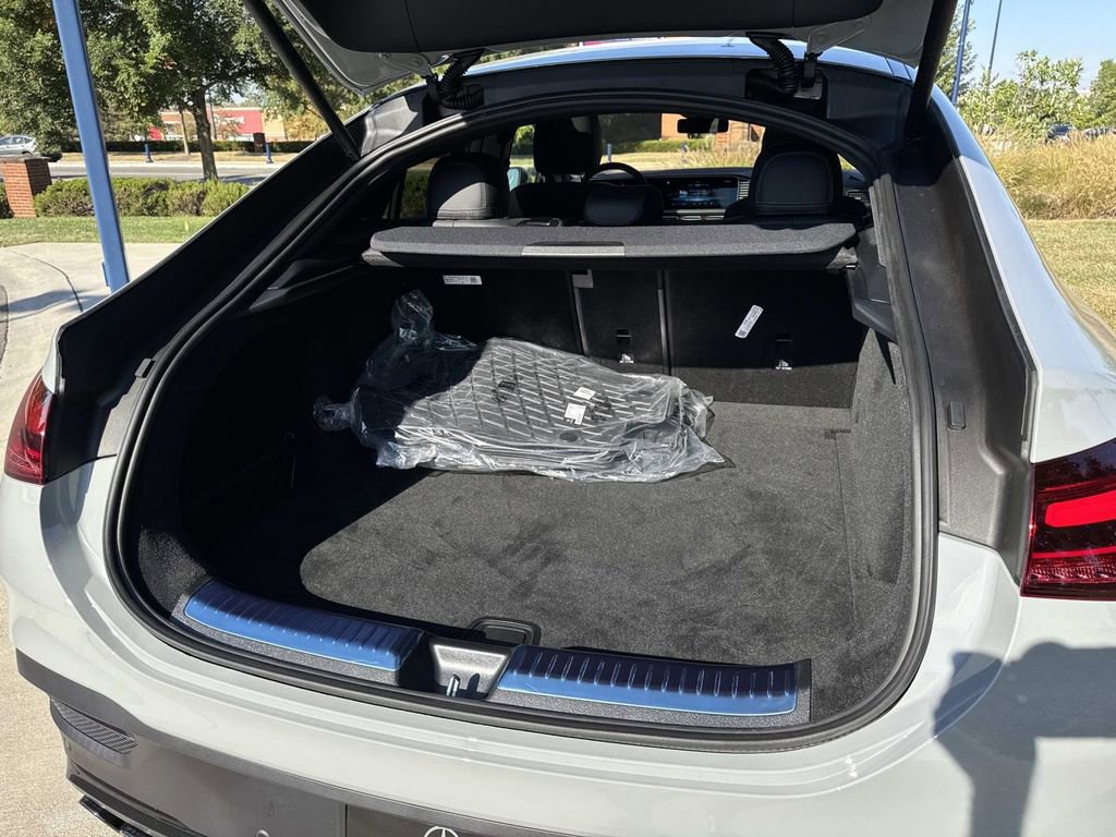 New 2026 Mercedes-Benz GLE 53 AMG 4MATIC Coupe image 6