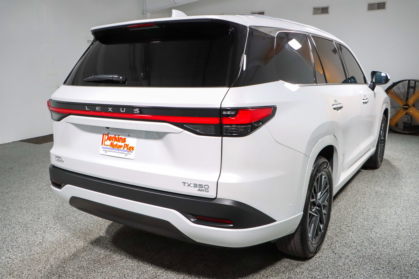 Used 2025 Lexus TX 350 AWD w/ Technology Package image 7