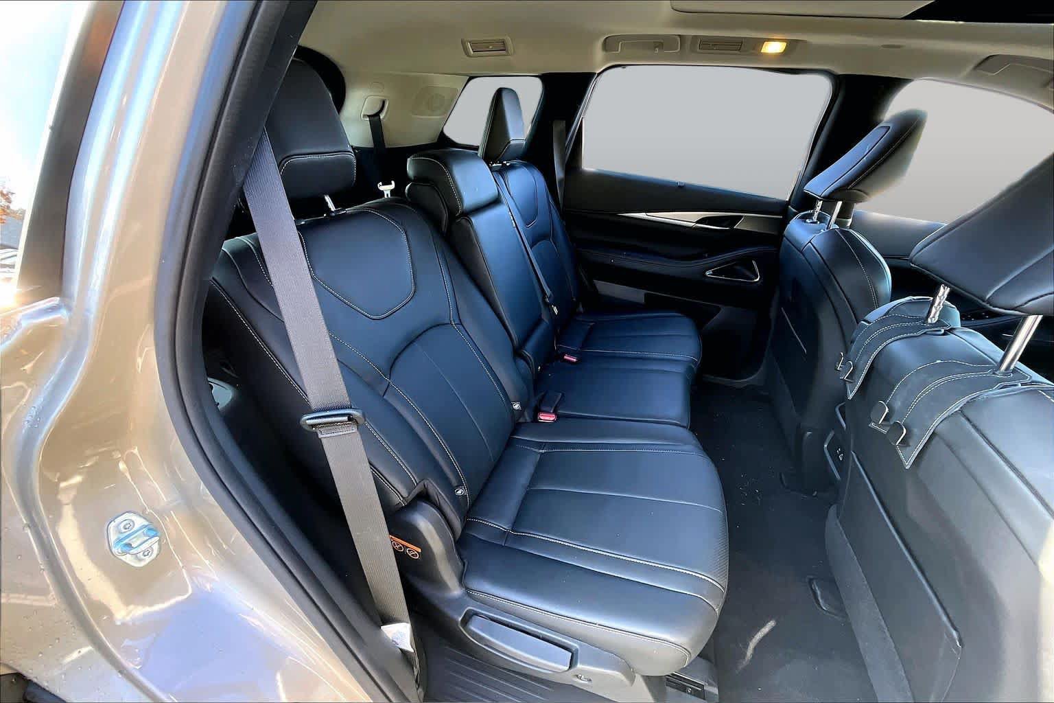 Used 2025 INFINITI QX60 Luxe w/ Vision Package AWD/4WD image 20