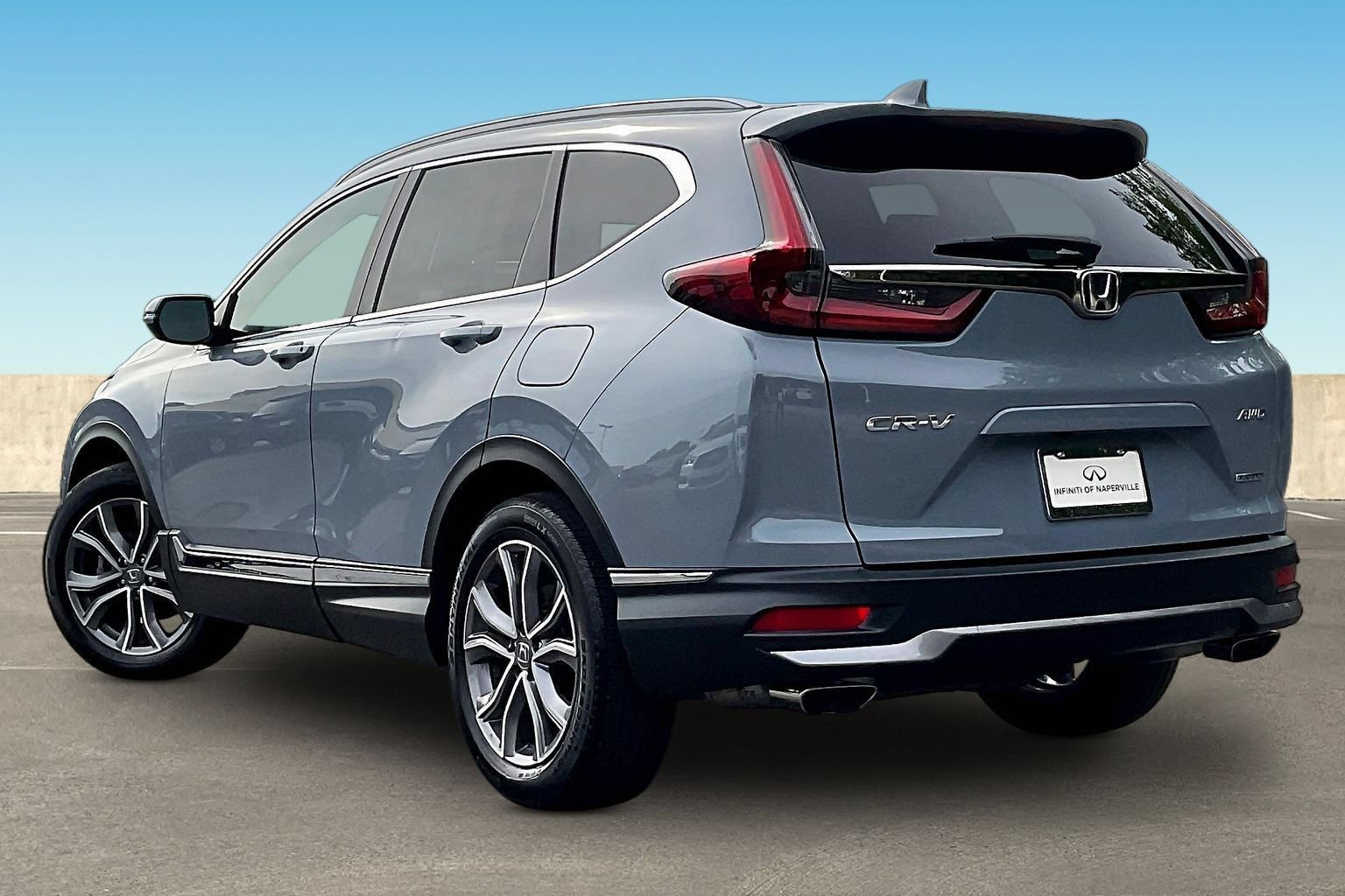 Used 2022 Honda CR-V Touring image 4