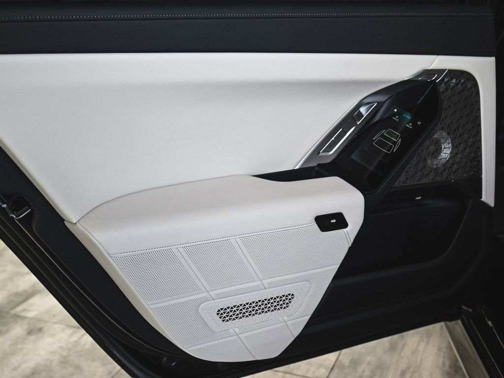 Used 2024 BMW i7 M70 w/ Executive Package image 14