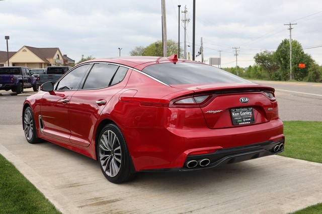 Used 2019 Kia Stinger Premium AWD/4WD image 31