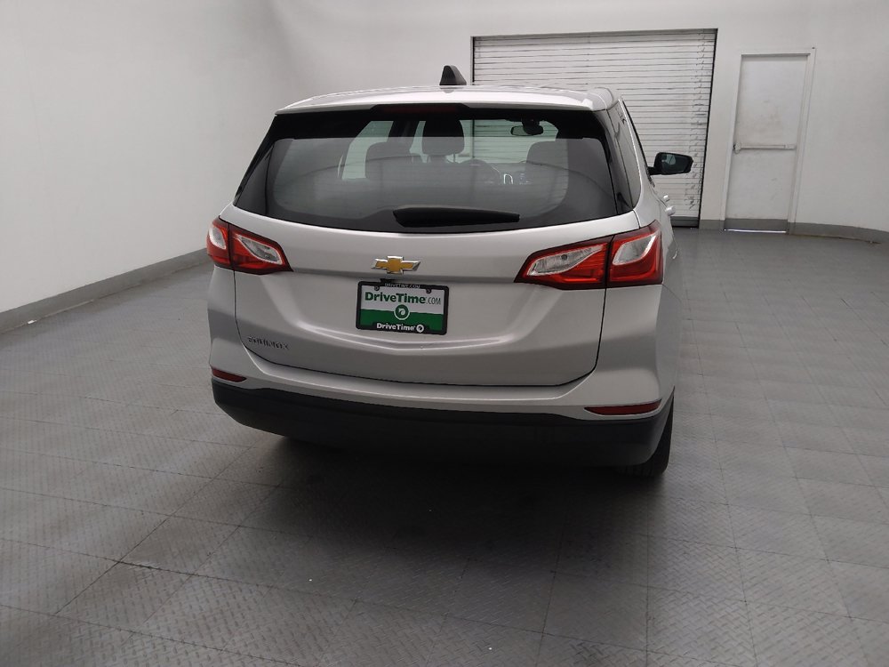 Used 2021 Chevrolet Equinox LS FWD image 7