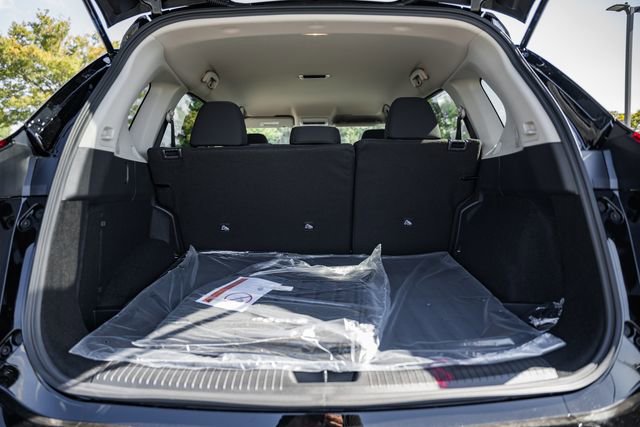 New 2026 Nissan Rogue S image 10
