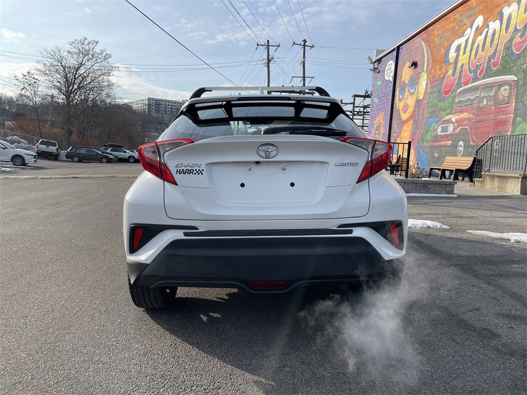 Used 2019 Toyota C-HR Limited image 4