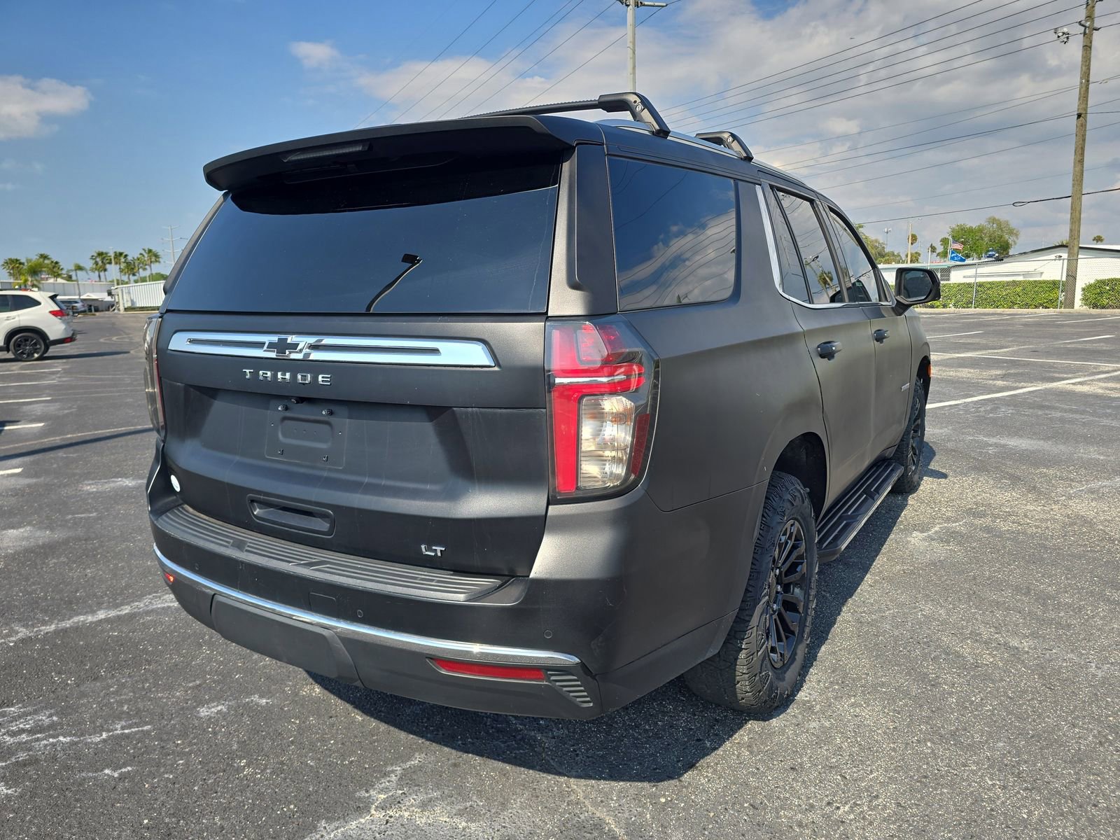 Used 2022 Chevrolet Tahoe LT w/ LT Signature Plus Package image 4