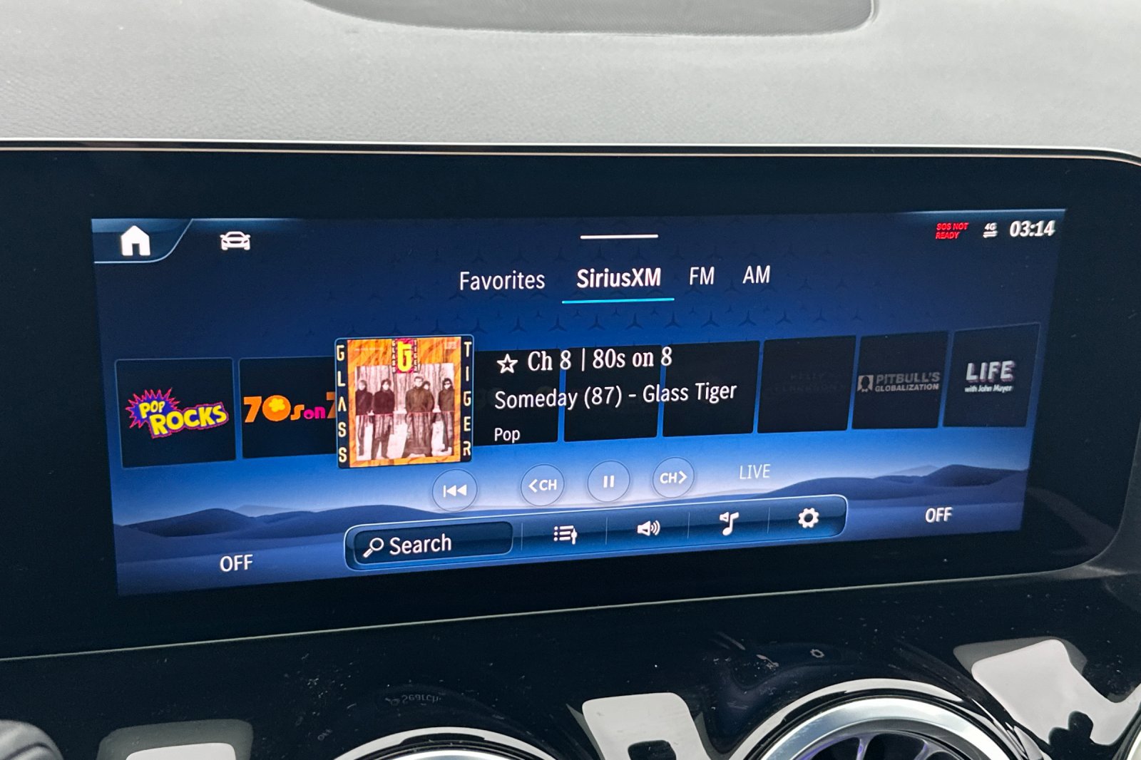 Certified 2025 Mercedes-Benz GLA 250 4MATIC image 18