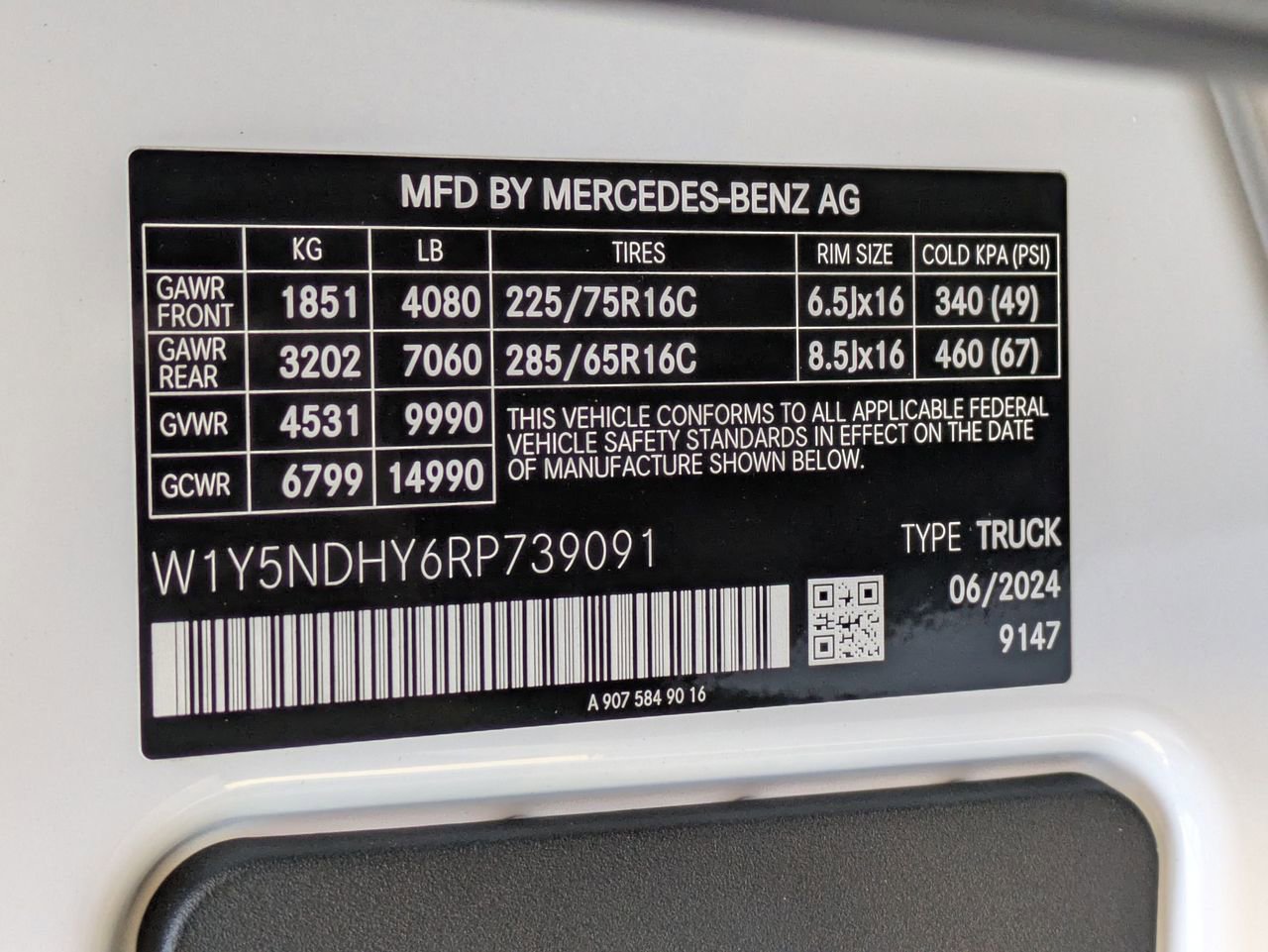 New 2024 Mercedes-Benz Sprinter 3500 image 12