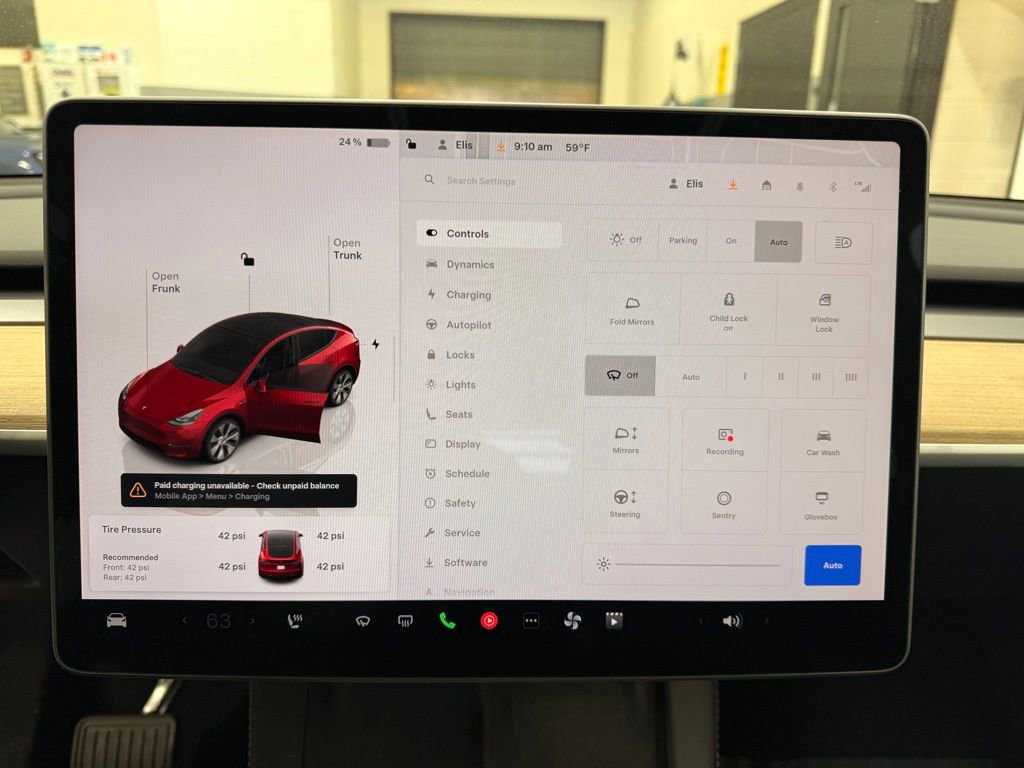 Used 2024 Tesla Model Y Long Range image 15