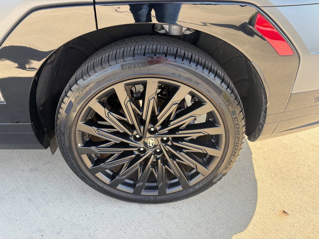 Used 2025 Hyundai Santa Fe Calligraphy image 43