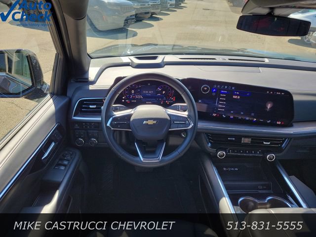 Used 2025 Chevrolet Suburban LT AWD/4WD image 11