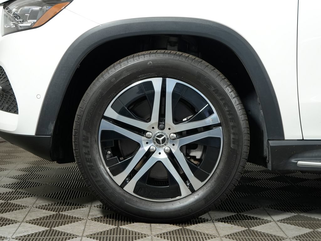 Certified 2022 Mercedes-Benz GLS 450 4MATIC image 9