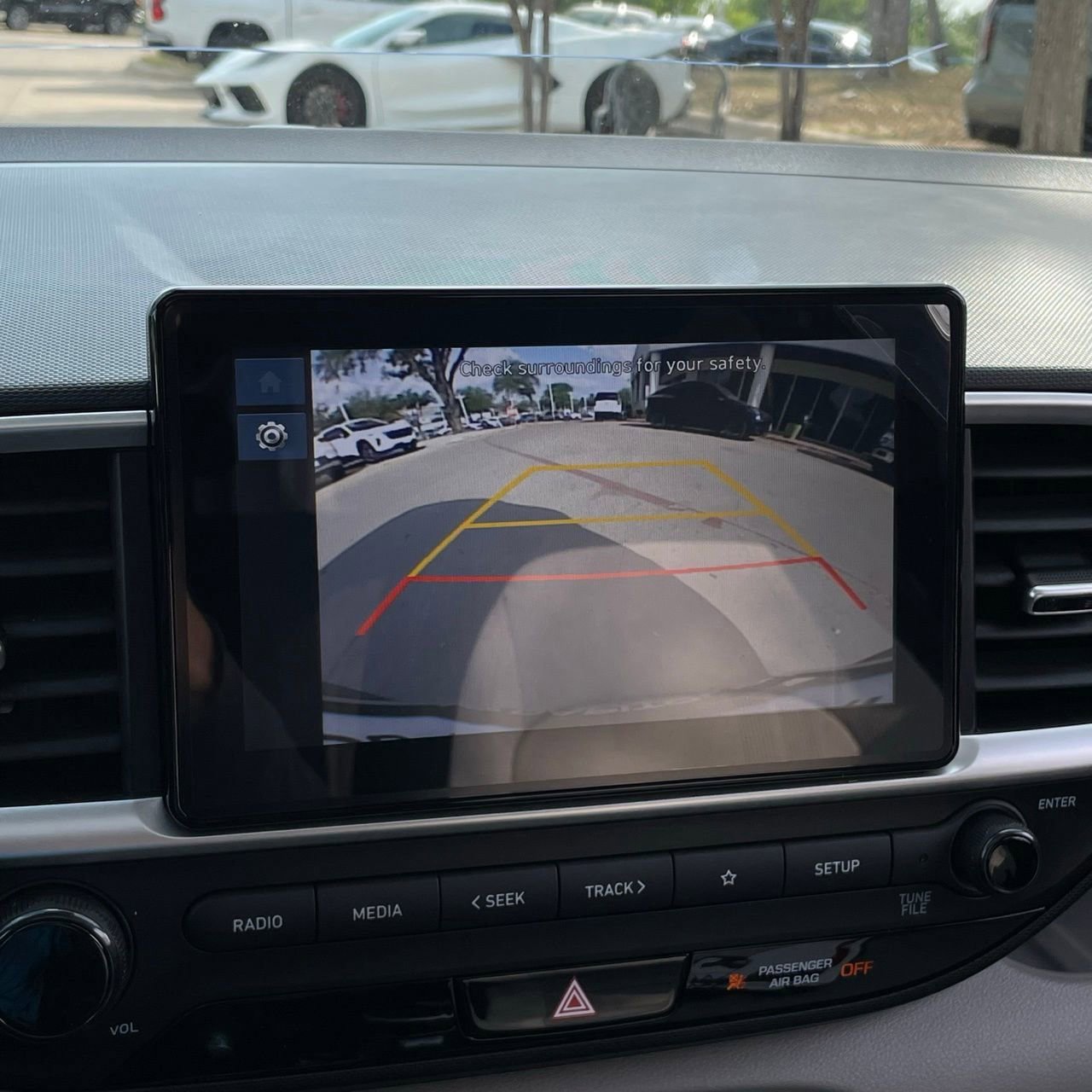 Used 2025 Hyundai Venue SEL FWD image 18
