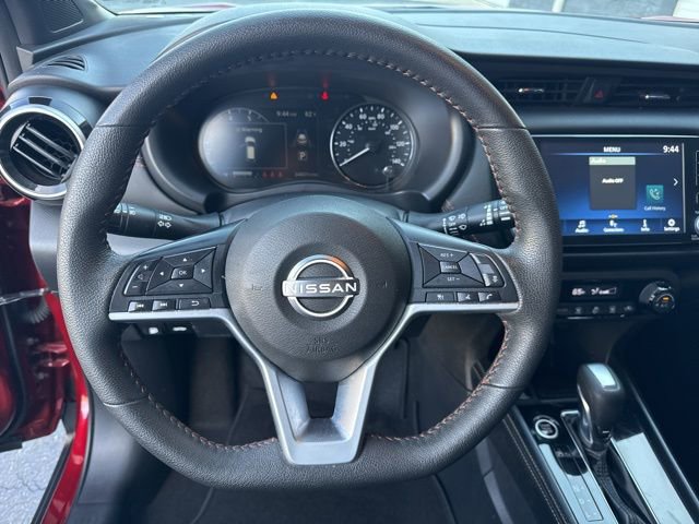 Used 2023 Nissan Kicks SR image 17