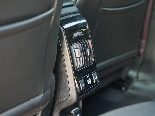 Used 2022 Jeep Compass Limited w/ (RED) Package image 12