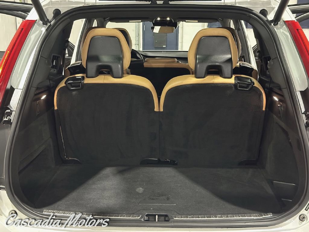 Used 2019 Volvo XC90 T6 Momentum image 10