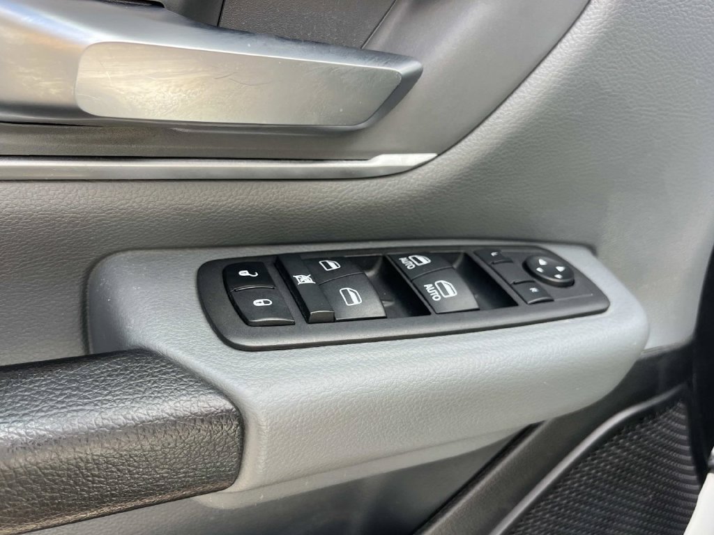 Used 2022 RAM 1500 Big Horn AWD/4WD image 31