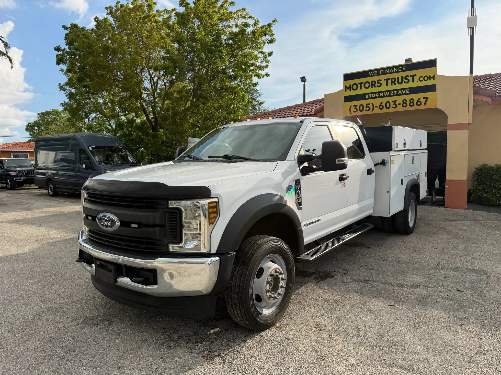 Used 2019 Ford F450 XL w/ Power Equipment Group AWD/4WD image 3