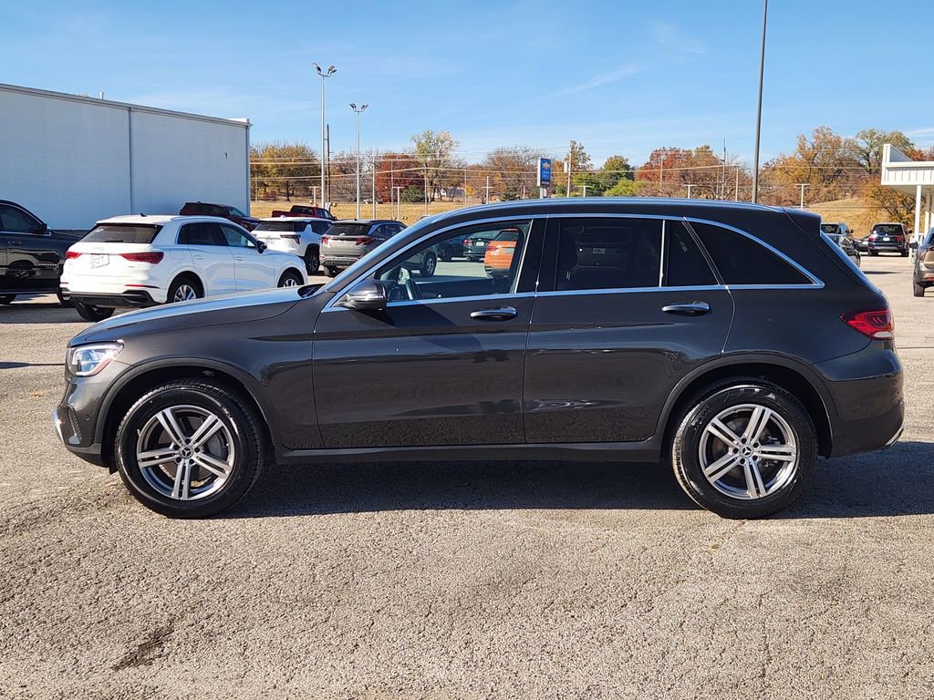 Used 2022 Mercedes-Benz GLC 300 image 4