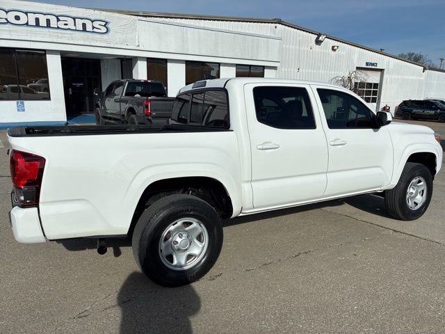 Used 2021 Toyota Tacoma SR image 11