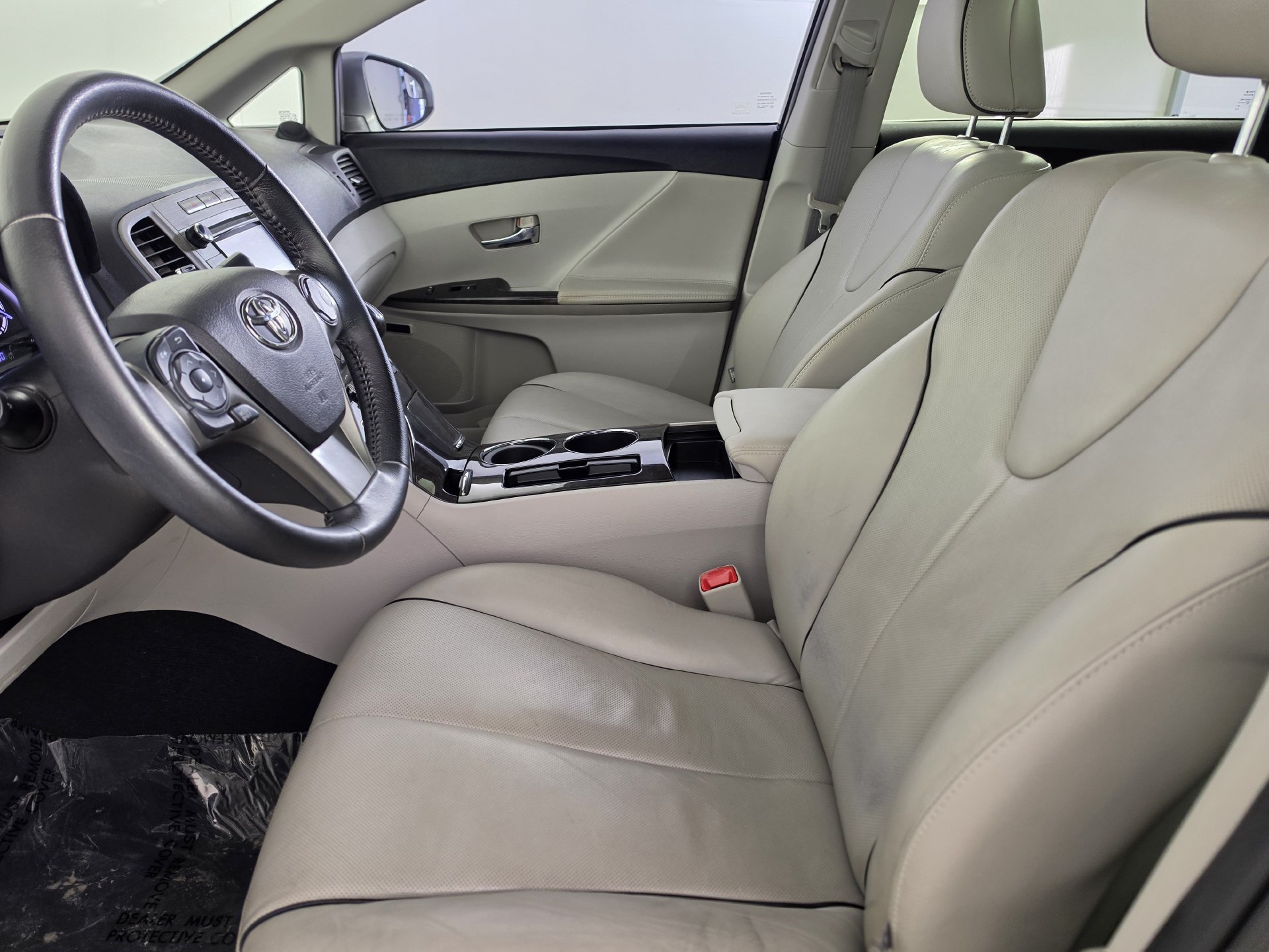 Used 2015 Toyota Venza XLE w/ XLE Premium Package FWD image 3