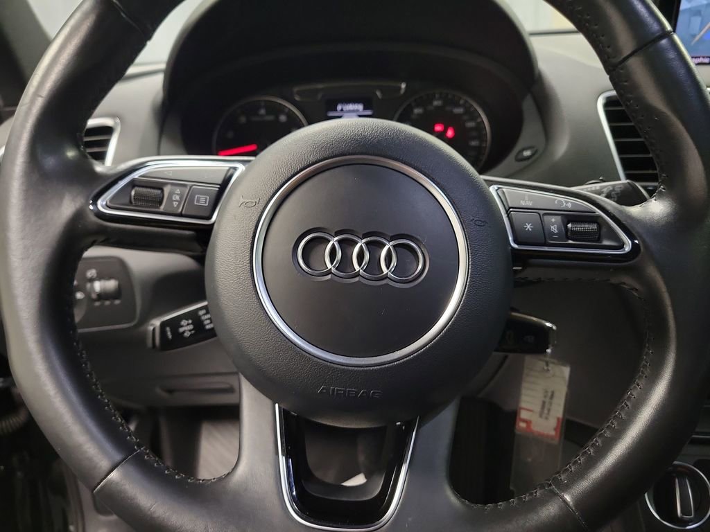 Used 2018 Audi Q3 2.0T Premium image 19