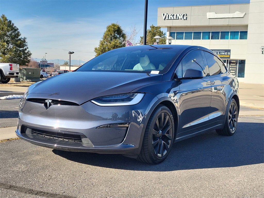 Used 2022 Tesla Model X image 9