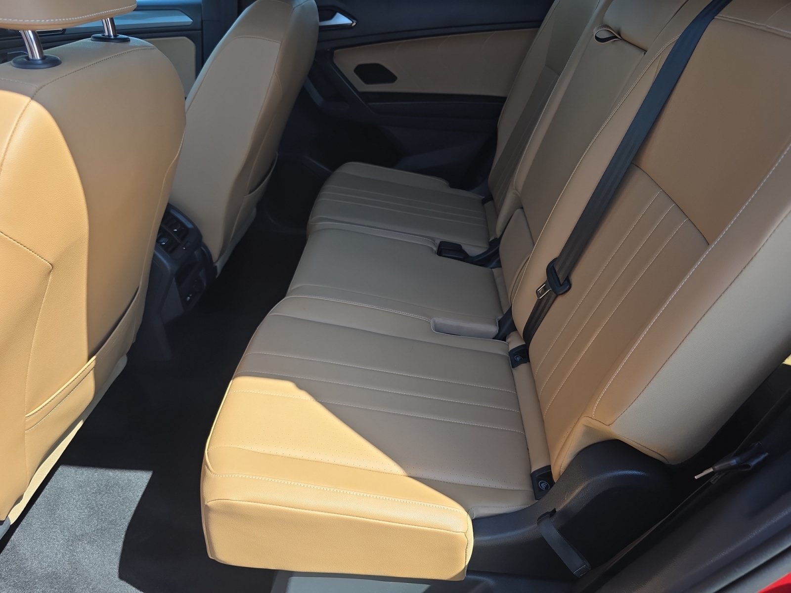 Certified 2022 Volkswagen Tiguan SE FWD image 17