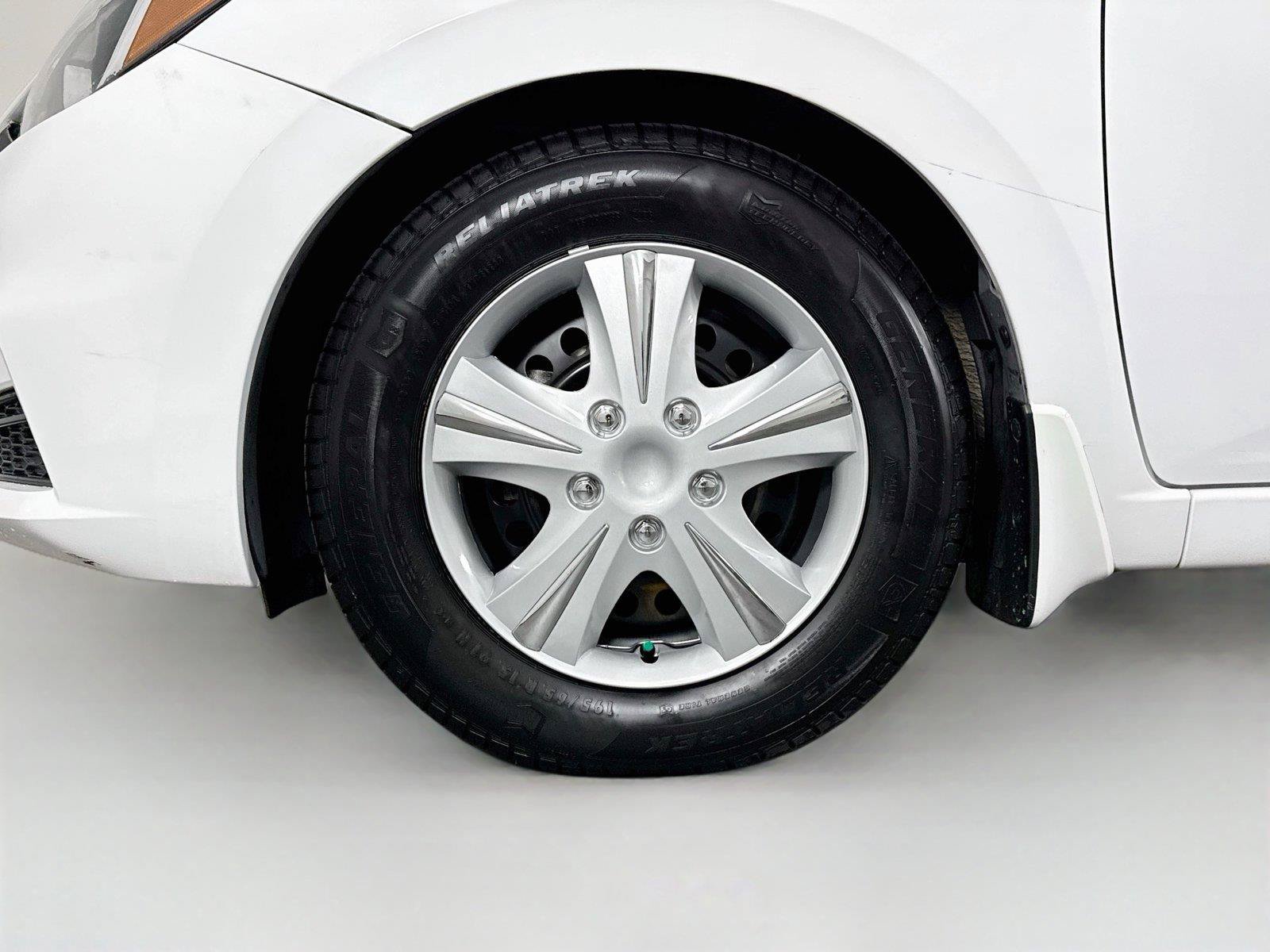 Used 2020 Nissan Versa S FWD image 38