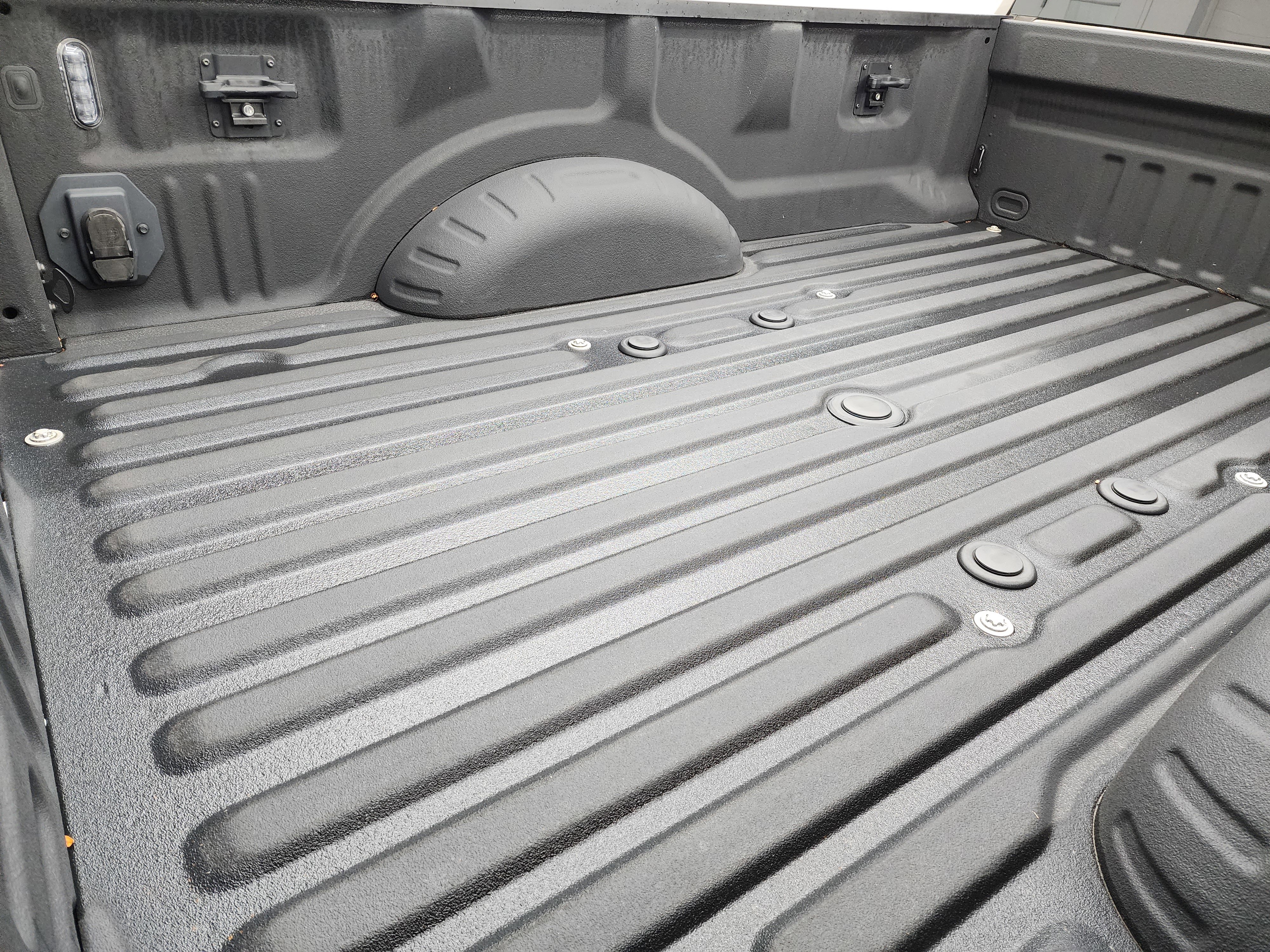 Used 2022 Ford F350 Lariat image 5