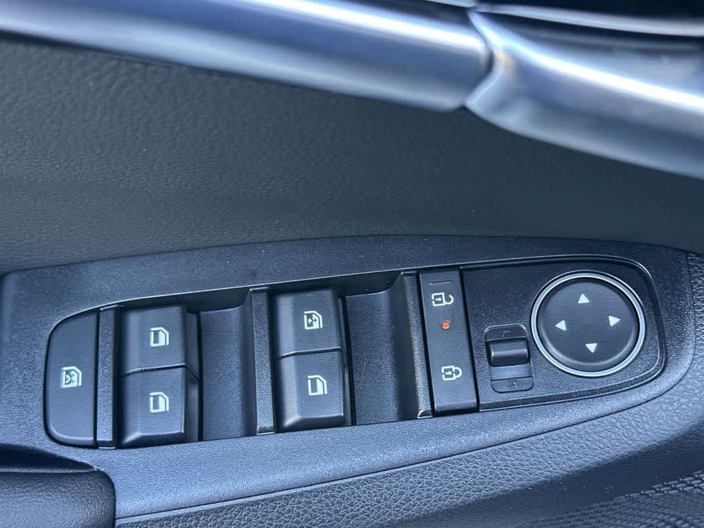 Certified 2026 Kia Seltos EX w/ EX Sunroof Package FWD image 12