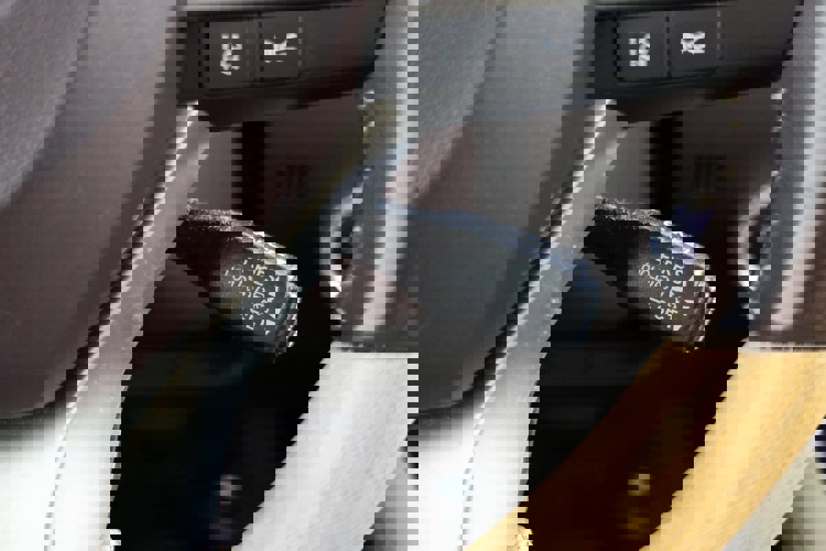 Used 2019 Lexus RX 450h AWD image 32