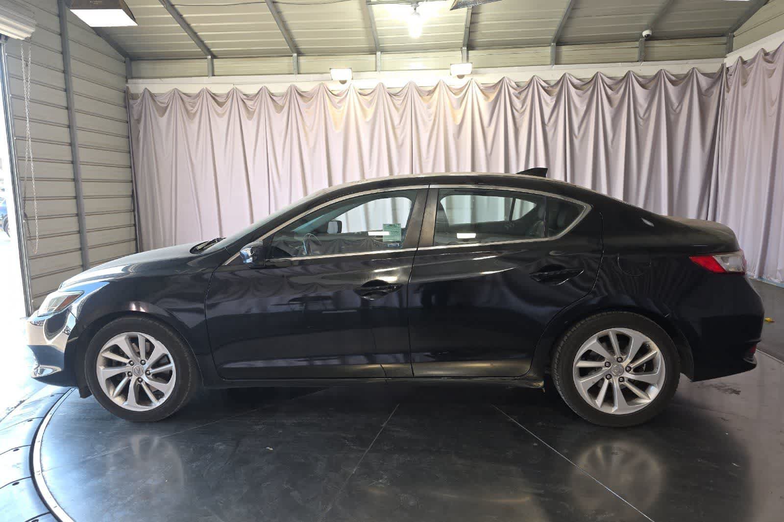 Used 2017 Acura ILX FWD image 6