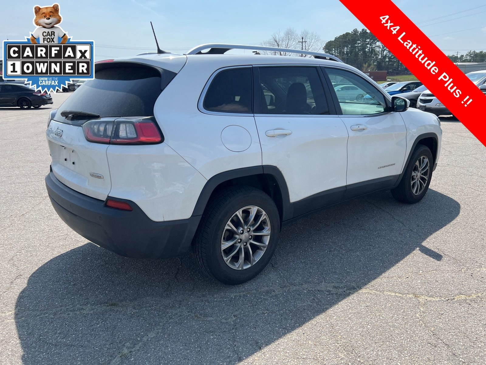 Used 2019 Jeep Cherokee Latitude Plus w/ Cold Weather Group image 5