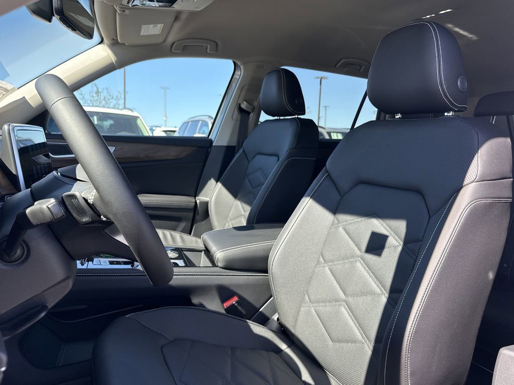 New 2026 Volkswagen Atlas SE image 12