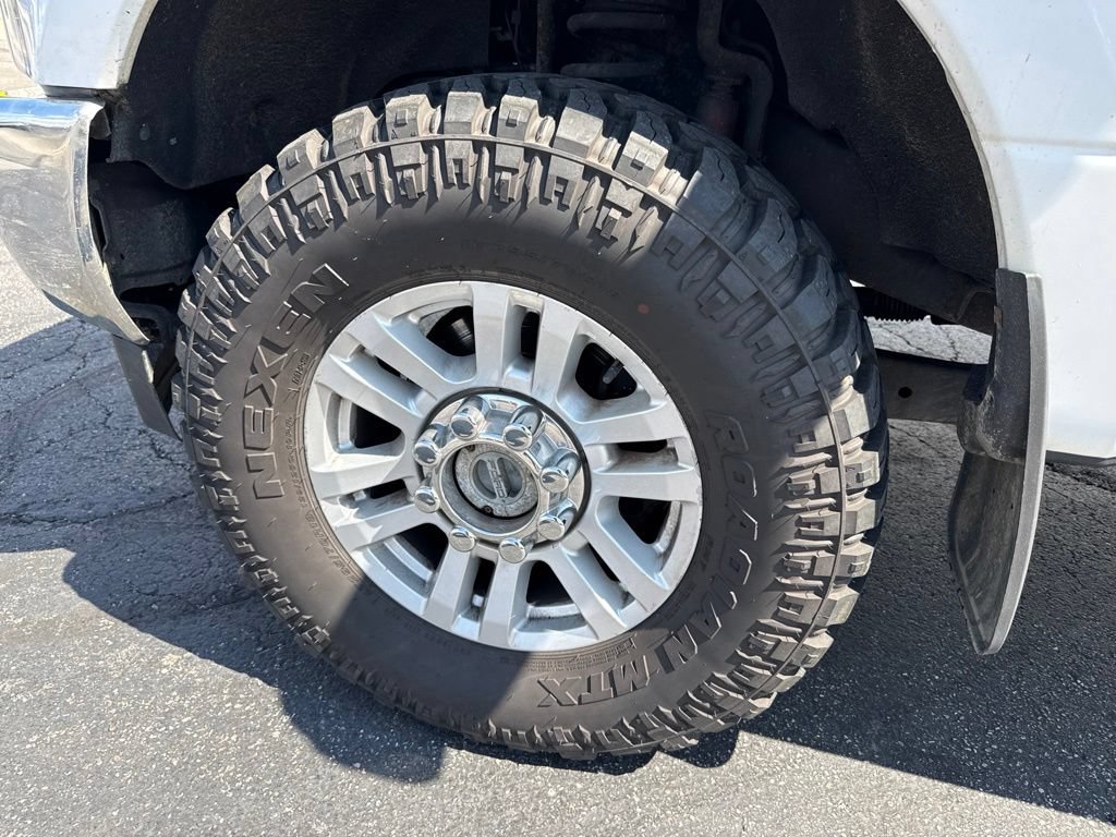 Used 2017 Ford F250 XLT w/ FX4 Off-Road Package AWD/4WD image 6