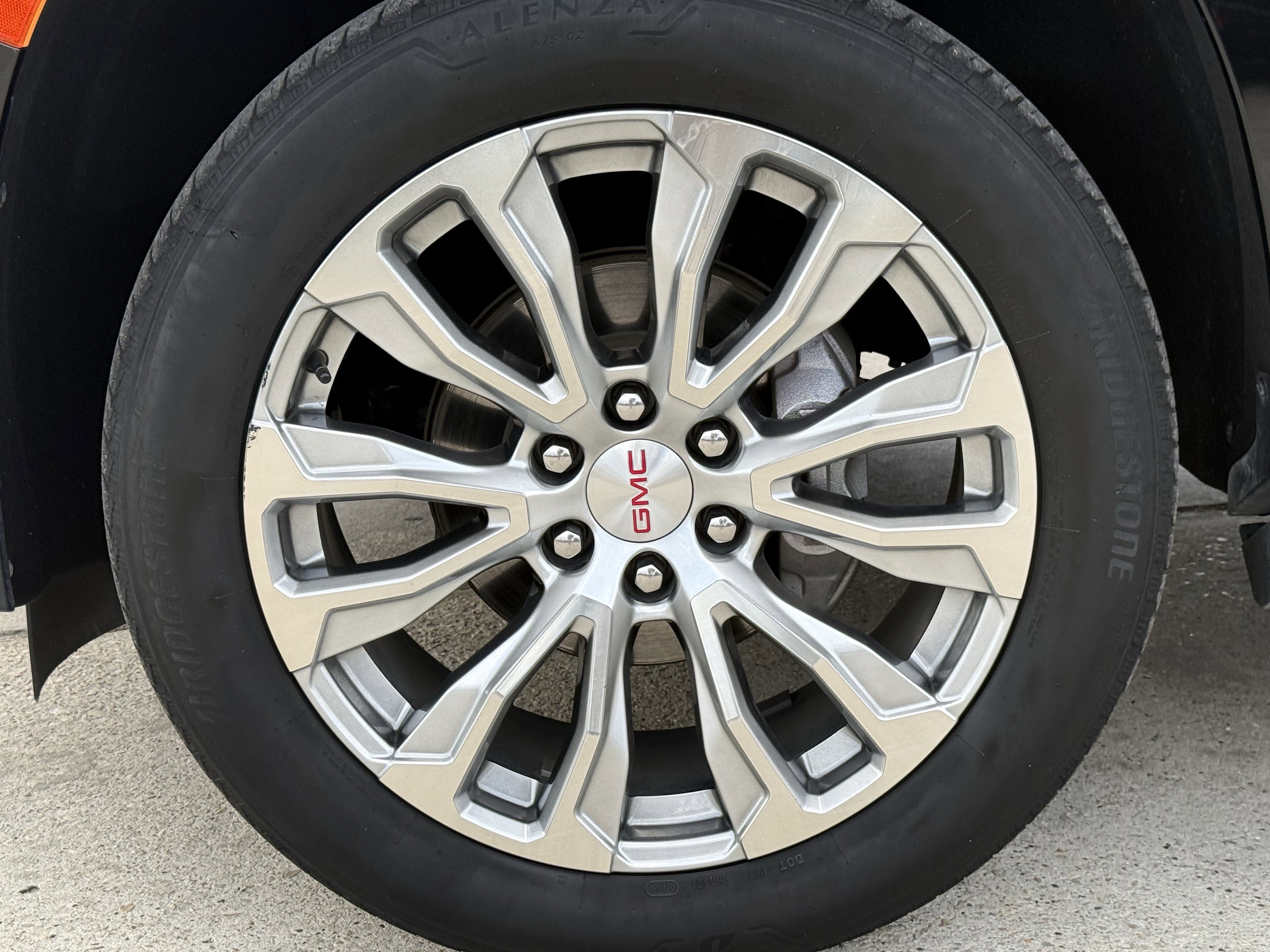 Used 2023 GMC Yukon Denali w/ Max Trailering Package image 12