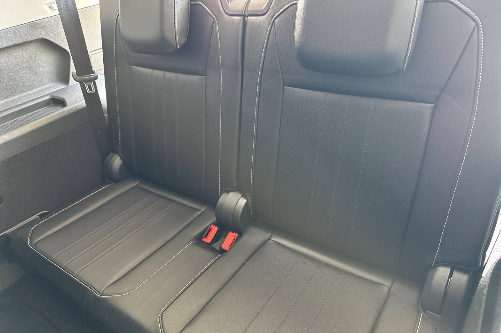 Used 2023 Volkswagen Tiguan SE FWD image 15