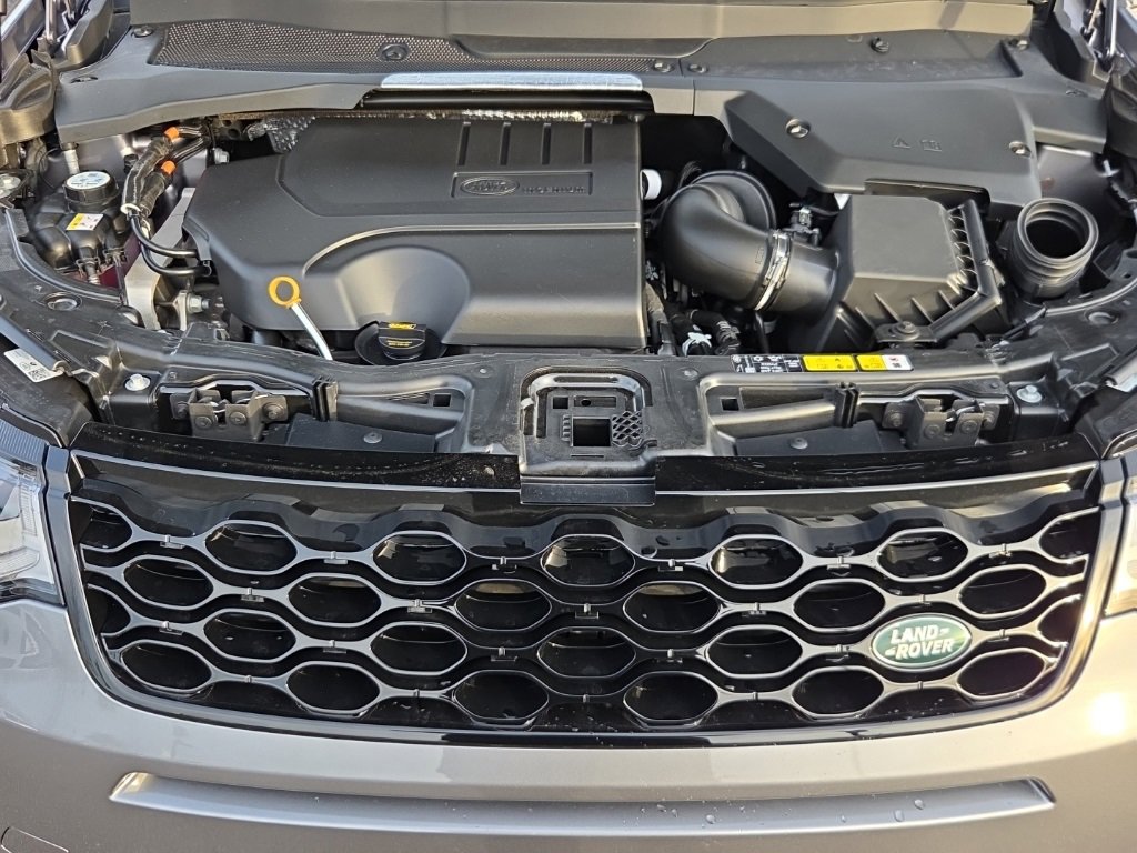 New 2025 Land Rover Discovery Sport S image 29