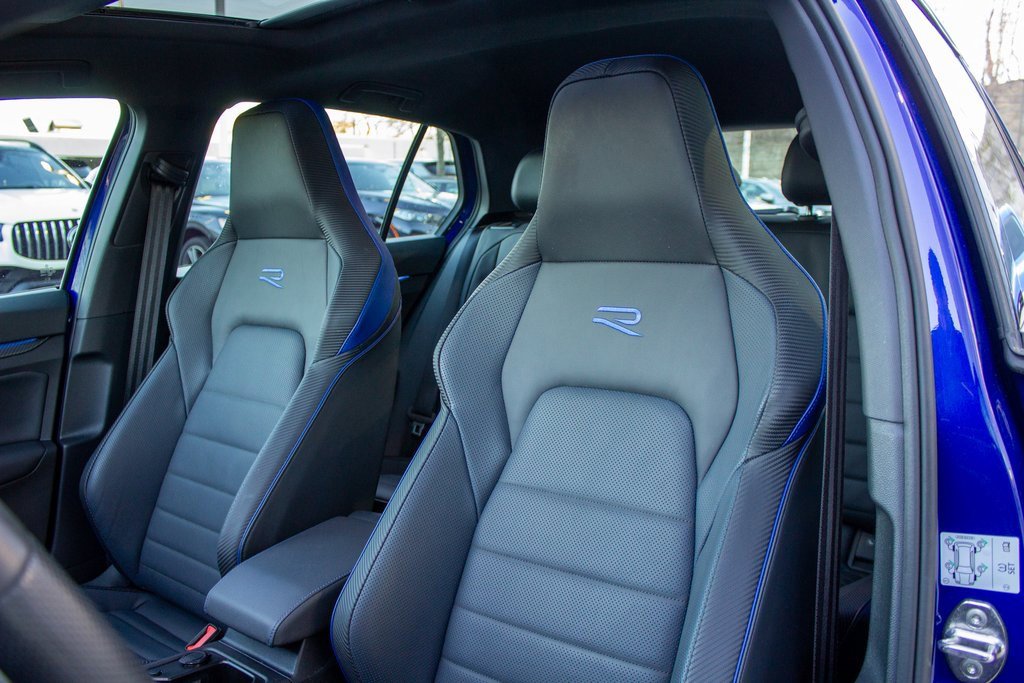 Used 2024 Volkswagen Golf R image 12