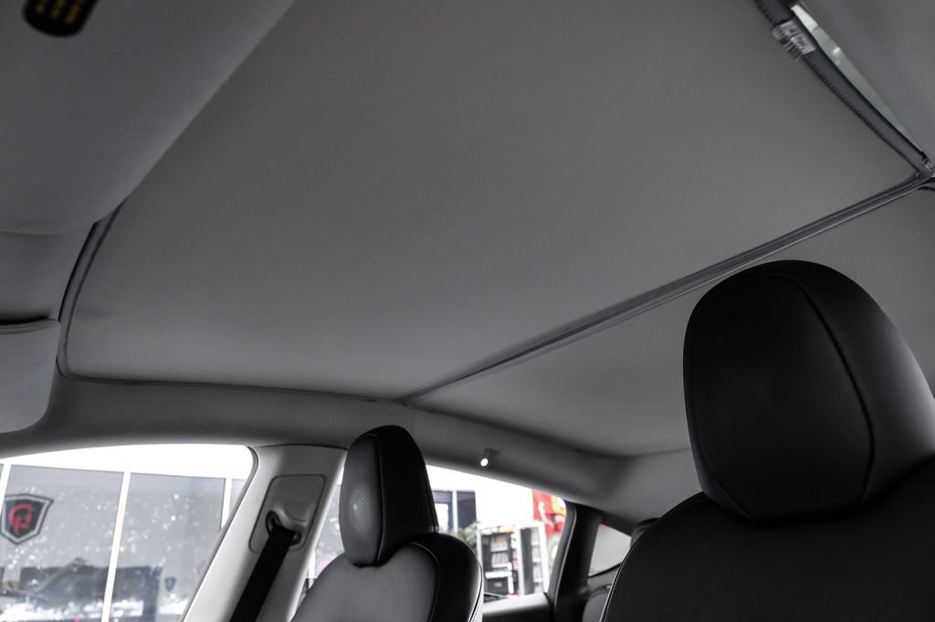 Used 2022 Tesla Model Y Long Range AWD/4WD image 30