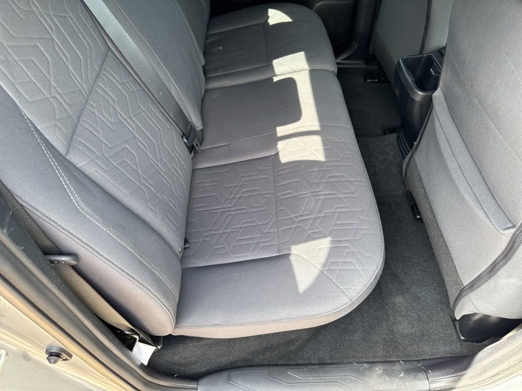 Used 2019 Toyota Tacoma TRD Off-Road w/ Technology Package AWD/4WD image 28