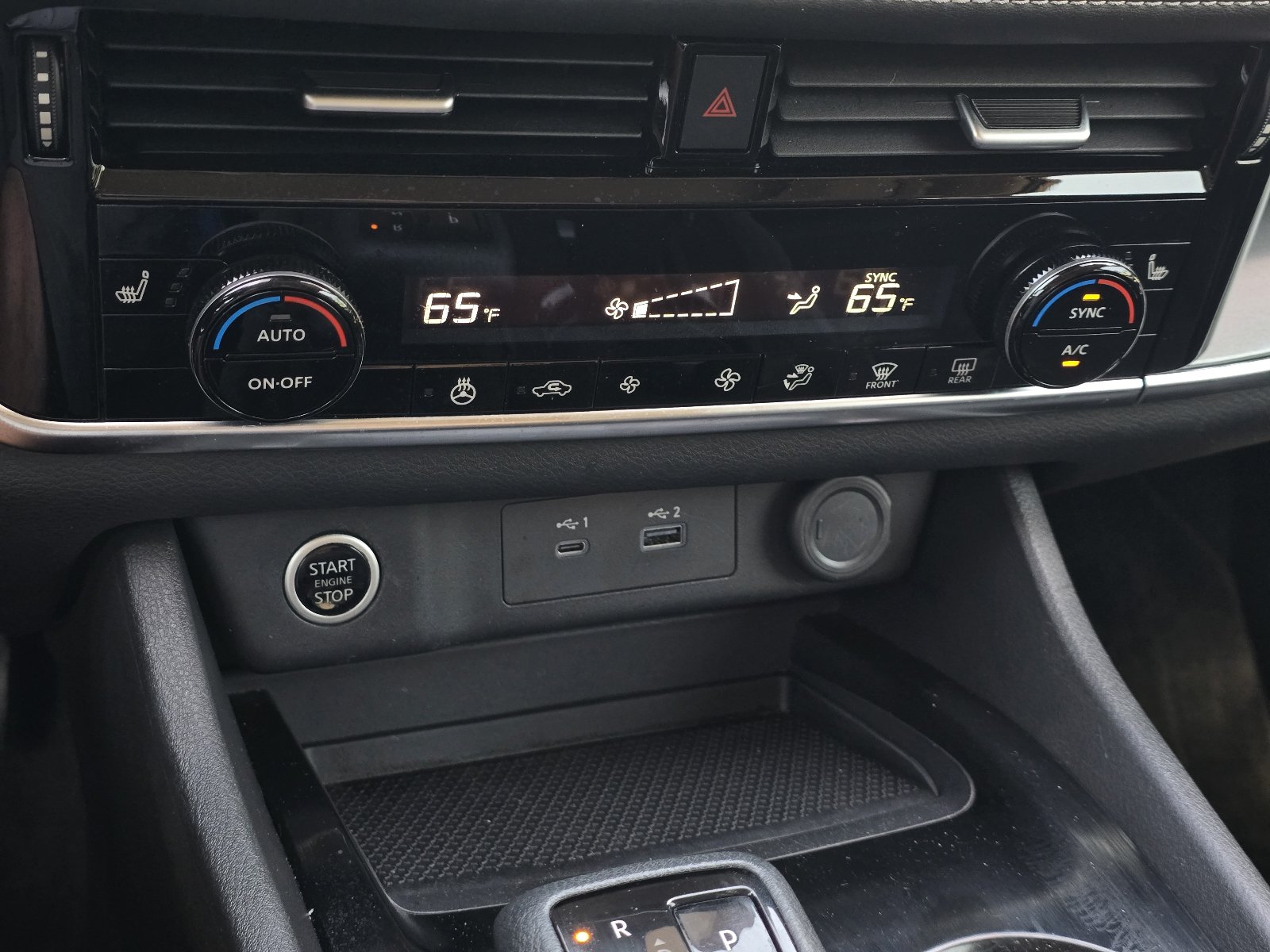 Certified 2022 Nissan Rogue SV w/ SV Premium Package FWD image 20