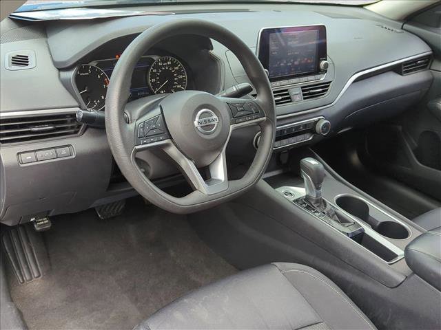 Used 2022 Nissan Altima 2.5 SV FWD image 10