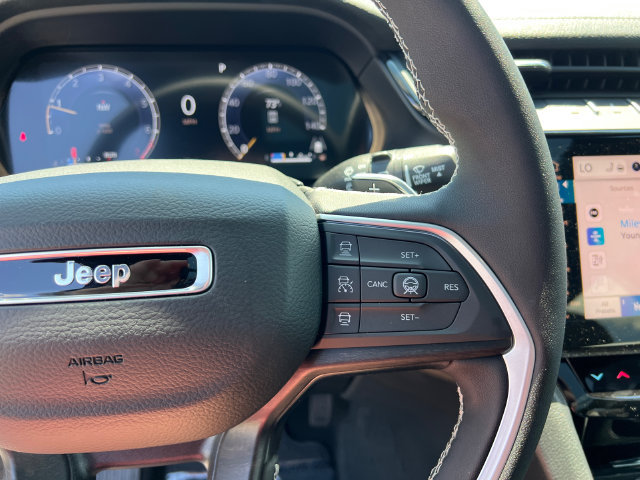 New 2026 Jeep Grand Cherokee Limited w/ Limited Altitude Package AWD/4WD image 17