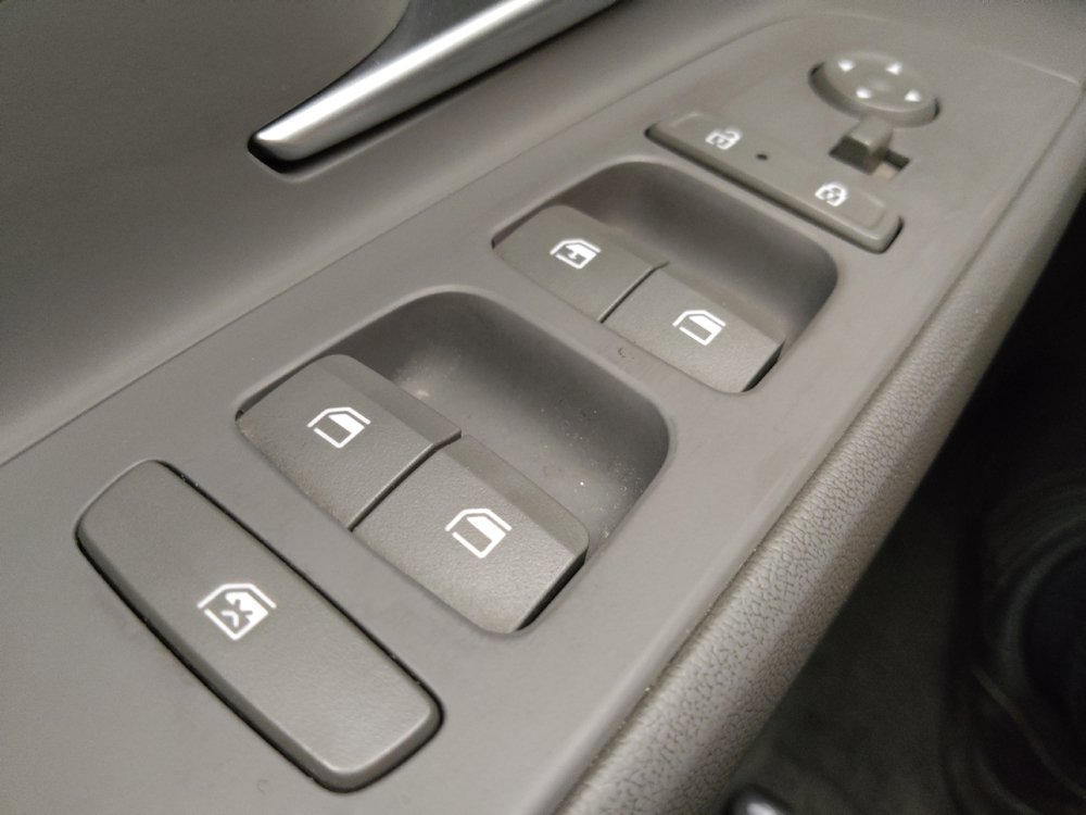 Used 2024 Hyundai Elantra SE FWD image 27